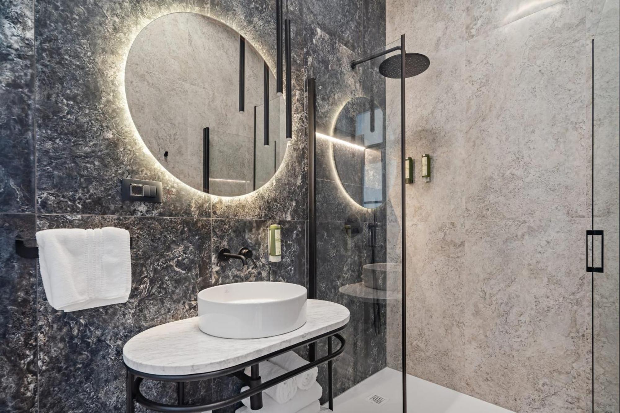 Monamel Luxury Suites Split Exterior foto